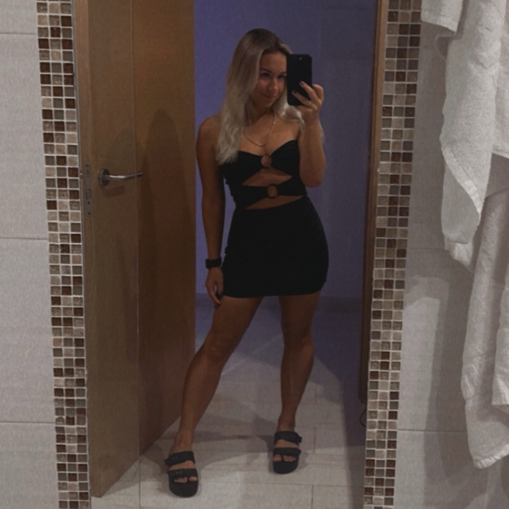Black body con dress size XS